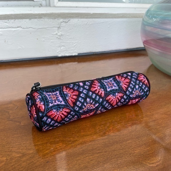 Vera Bradley Handbags - Vera Bradley Boho Quilted Makeup Brush Holder